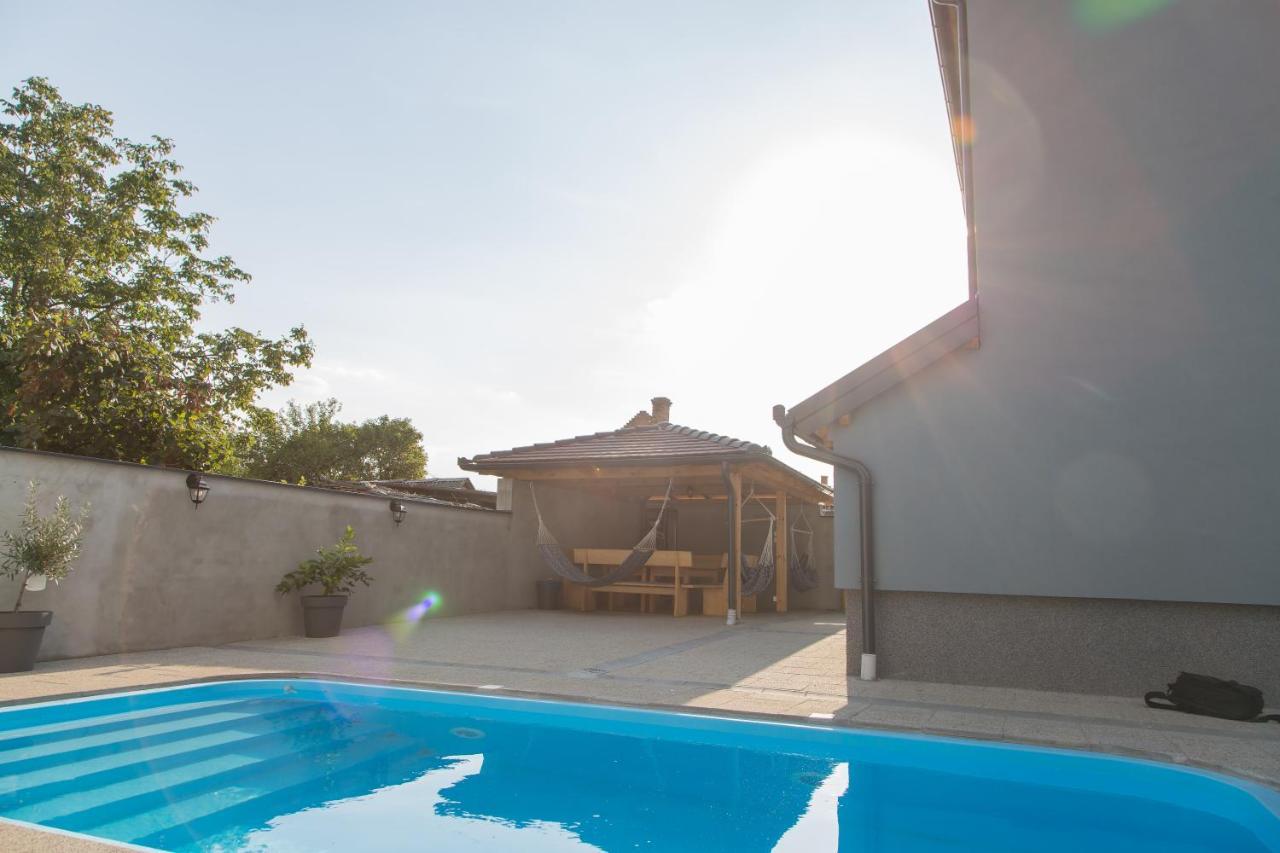 Holiday Home Thesaurum Karanac Εξωτερικό φωτογραφία