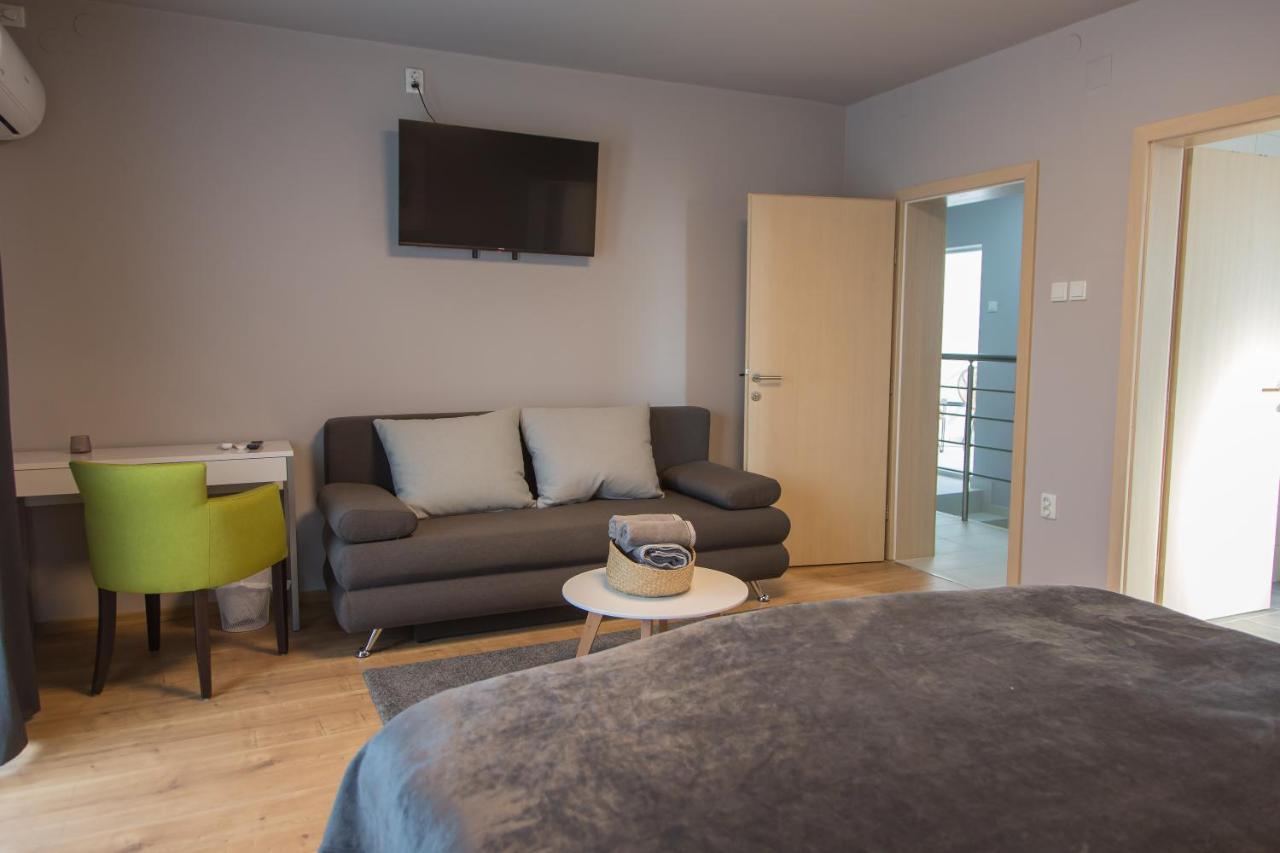 Holiday Home Thesaurum Karanac Εξωτερικό φωτογραφία
